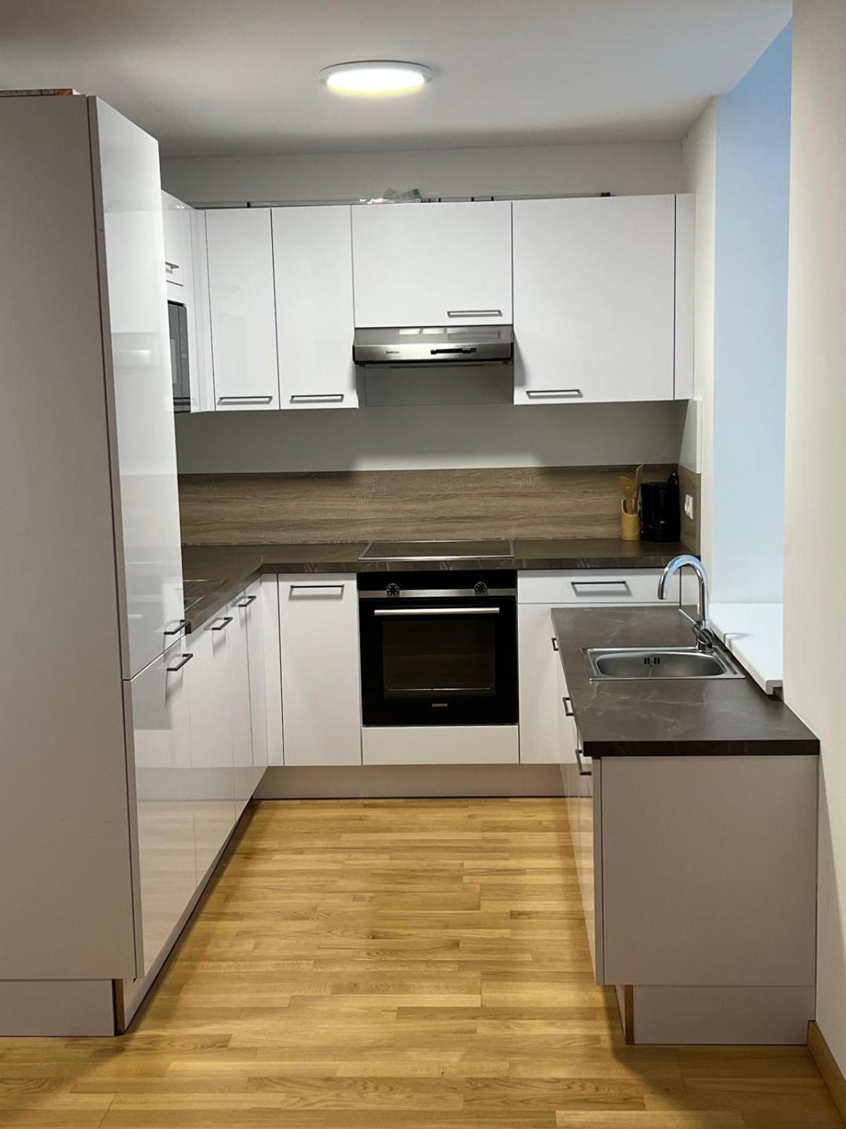 Luxurioeses Duplex Apartment 130M2 Wina Bagian luar foto